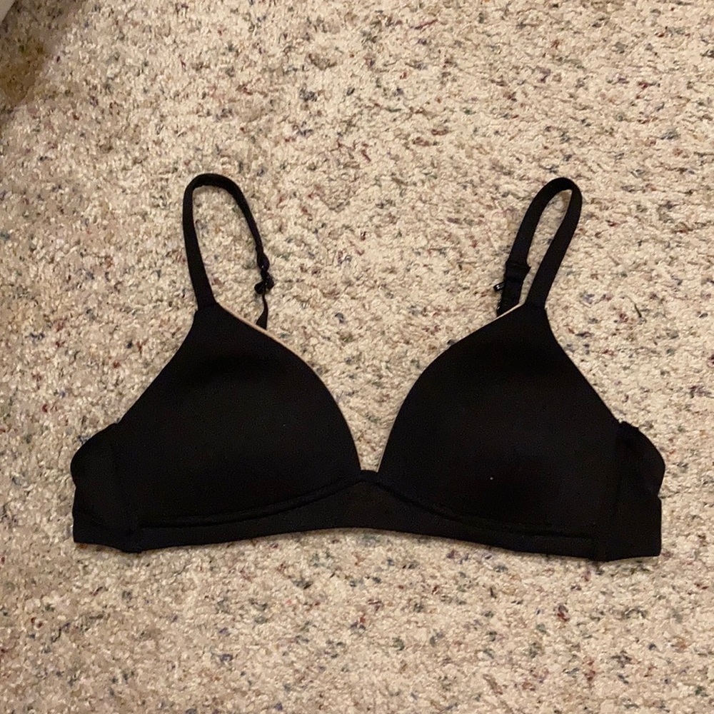 Black bra size 38A